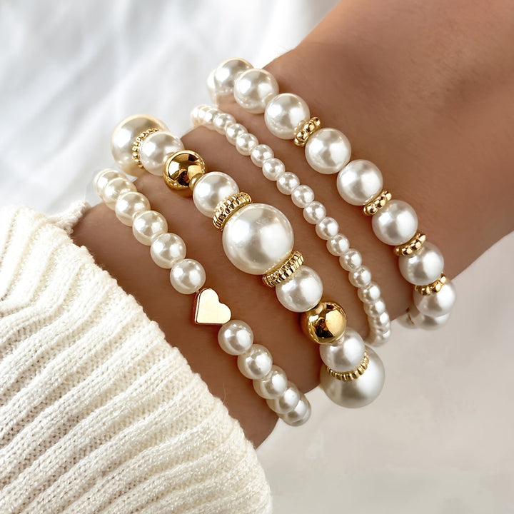 Classy Pearl Heart Bracelet Set